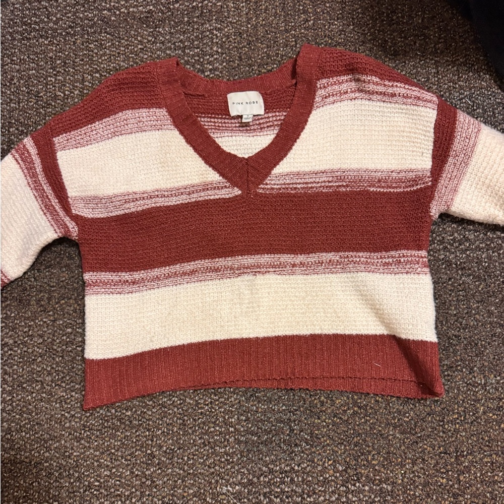 Red and white sweater Size Small Brand Pink Rose